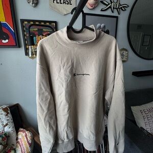 Champion Men's Cream Sweater